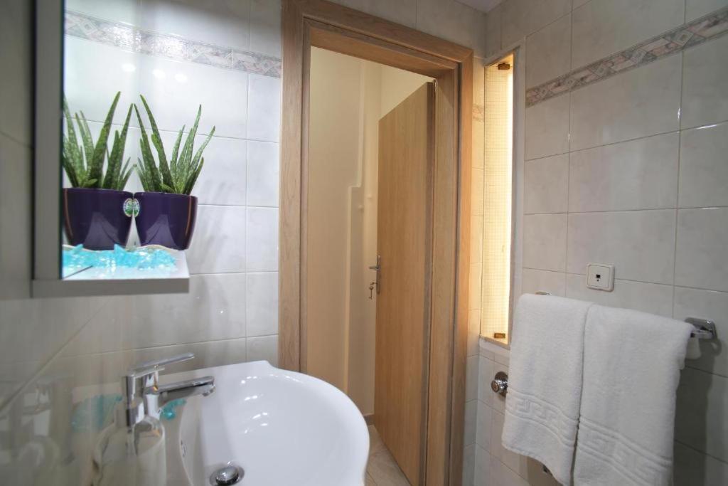 Stylish Modern Apartment, Nilie Hospitality Mgmt Thessaloníki Eksteriør bilde
